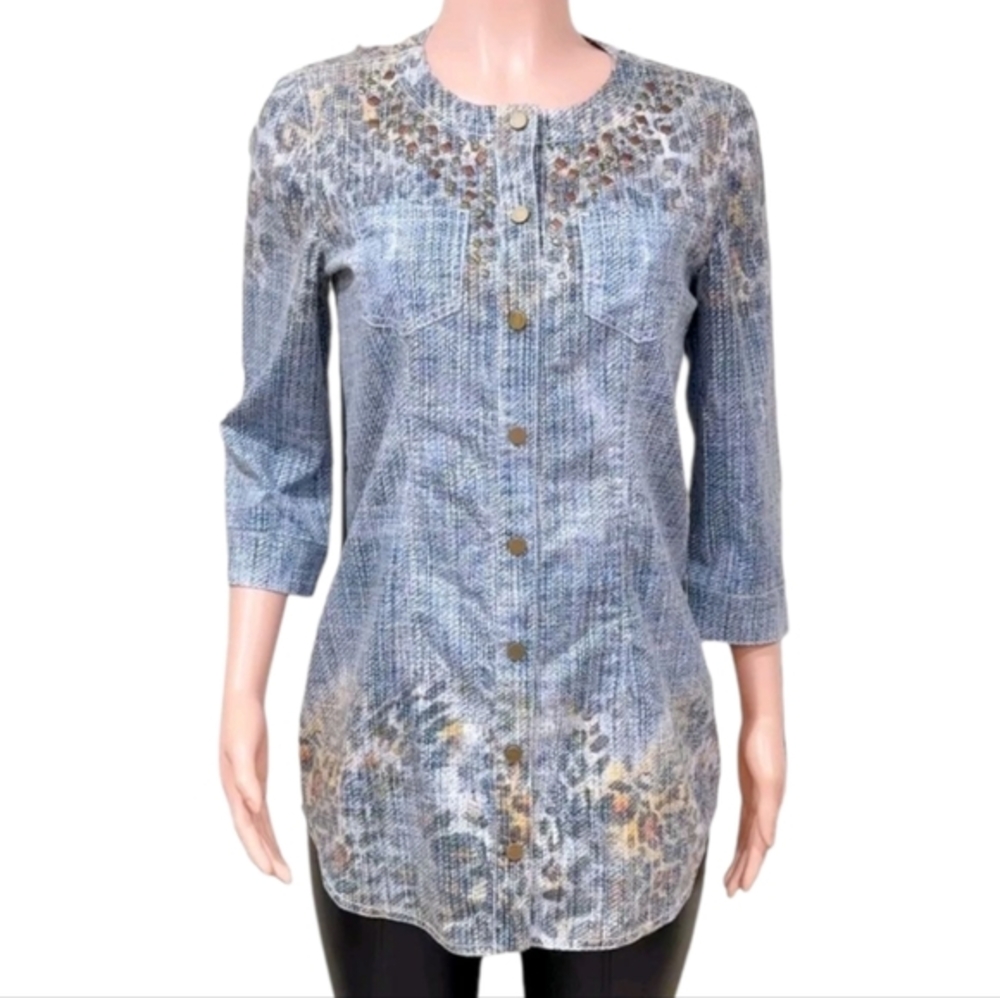 Chico's Women's Denim Leopard Printed Snap-up Tunic Top Size 1 Medium New